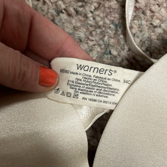 2 bras - Picture 2 of 4